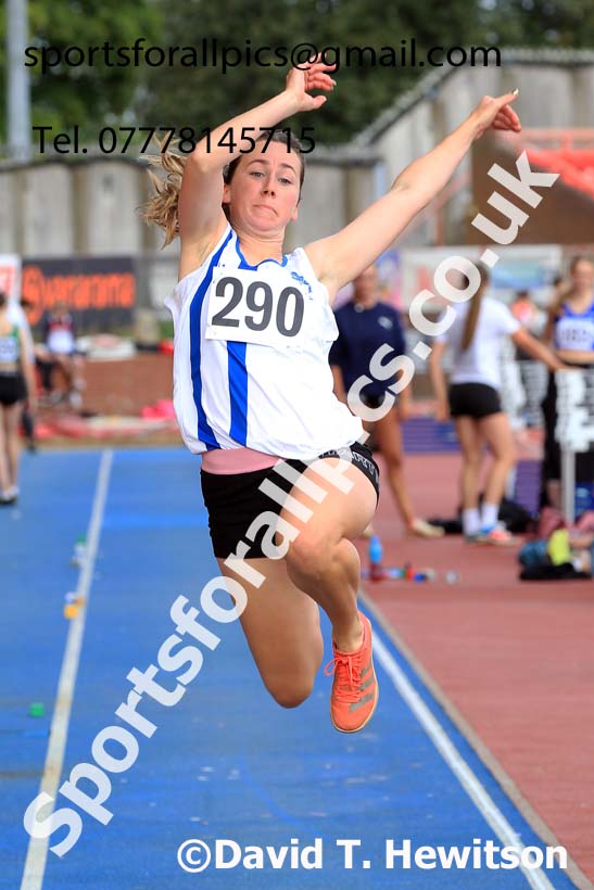 Long Jump, 2024 Gateshead Tartan Games.  Photo: David T. Hewitson/Sports for All Pics